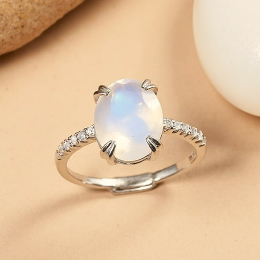 Pierścionek regulowany Kirana z kamieniem księżycowym