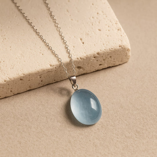 Wisiorek Głęboki Spokój z akwamarynem